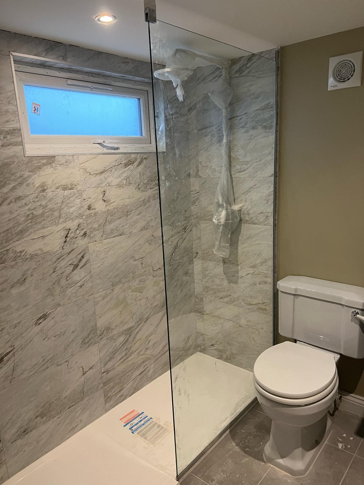 Bathrooms - Photo 9